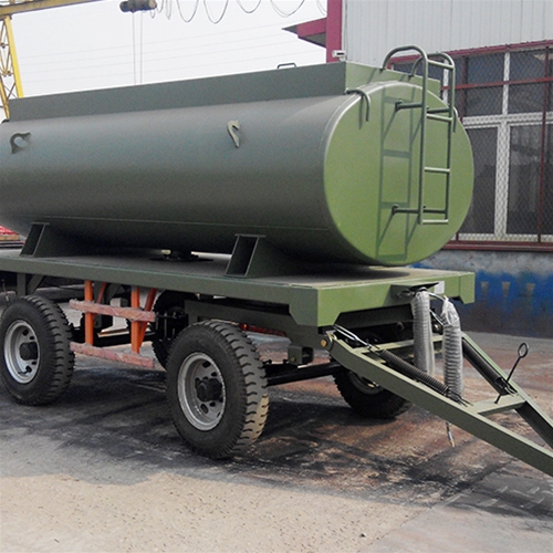 水罐農(nóng)用拖車(chē)
